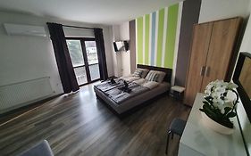 Krisy Apartman